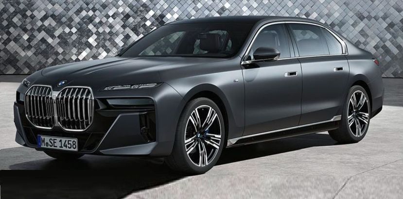 BMW i7